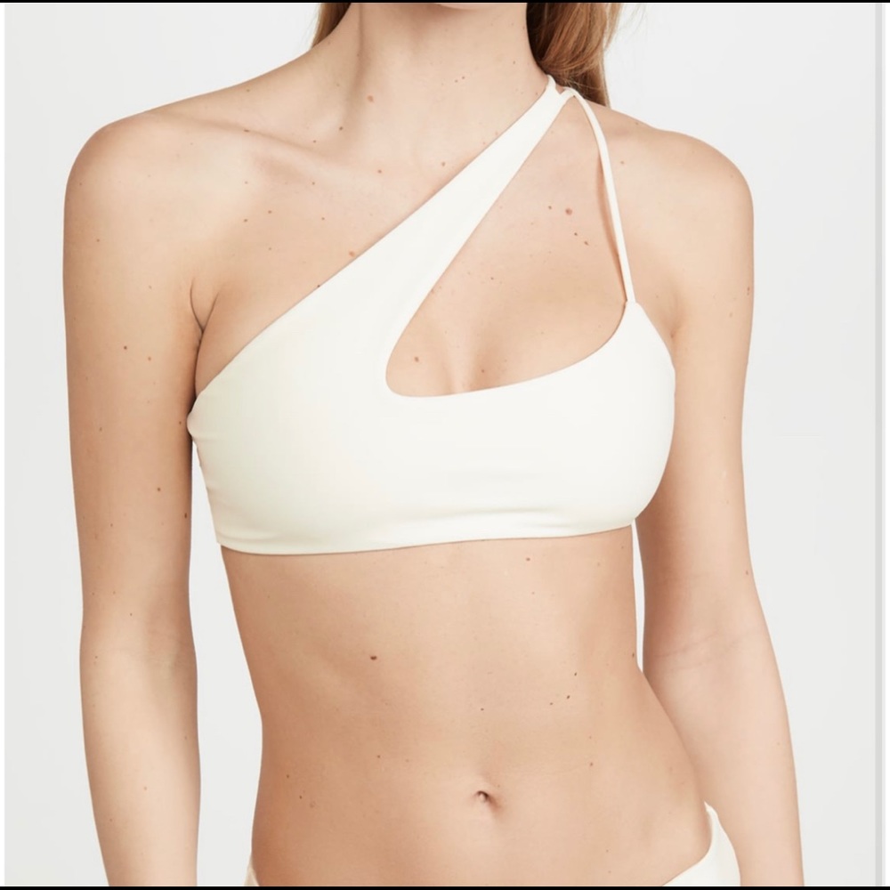 SOLD❌❌❌Mikoh Queensland Top/// size xs